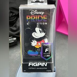 FiGPiN #1694 Pride Collection - Mickey Mouse